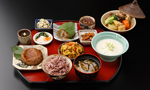 赤木定食(12品）　2,000円